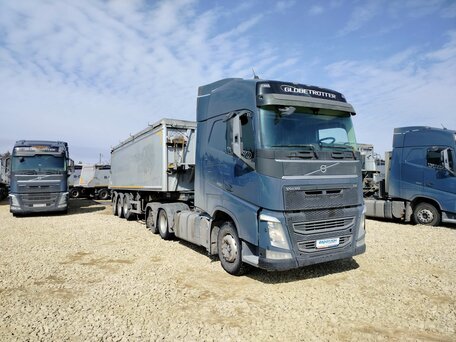 2019 Volvo FH, синий, 6480000 рублей, вид 2