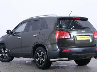 2010 Kia Sorento II, зелёный, 1299000 рублей, вид 4