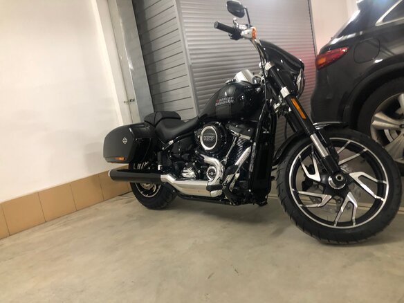 2021 Harley-Davidson Sport Glide, чёрный, 1549999 рублей - вид 4
