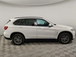 2016 BMW X5 25d III (F15), белый, 2430000 рублей, вид 4