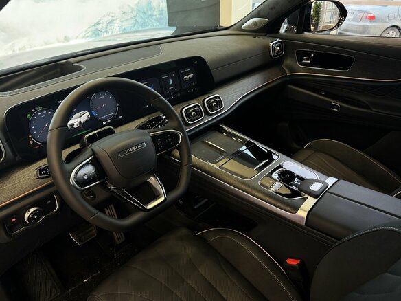 2026 Jaecoo J8, чёрный, 4645000 рублей - вид 12