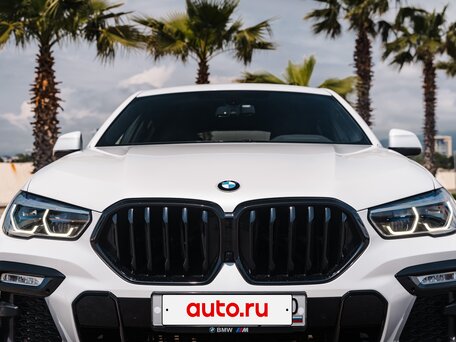 2020 BMW X6 40i III (G06), белый, 7499900 рублей, вид 3