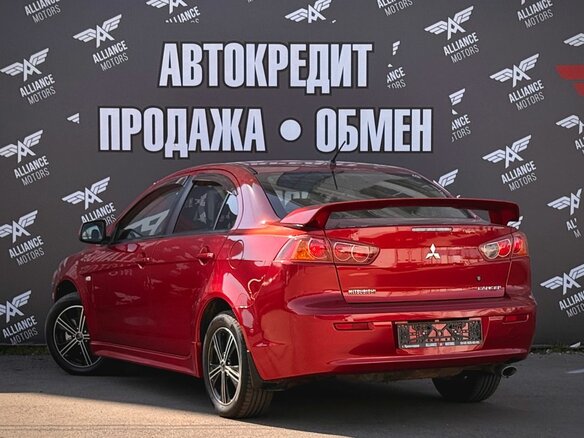 2008 Mitsubishi Lancer X, красный, 835000 рублей - вид 4