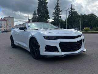 2019 Chevrolet Camaro VI Рестайлинг, белый, 3500000 рублей, вид 4