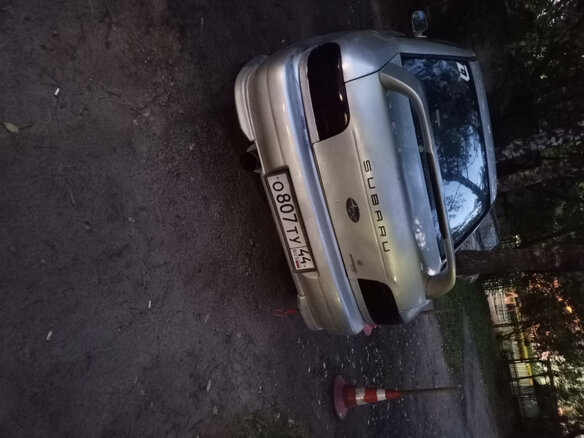 1999 Subaru Impreza I, белый - вид 9