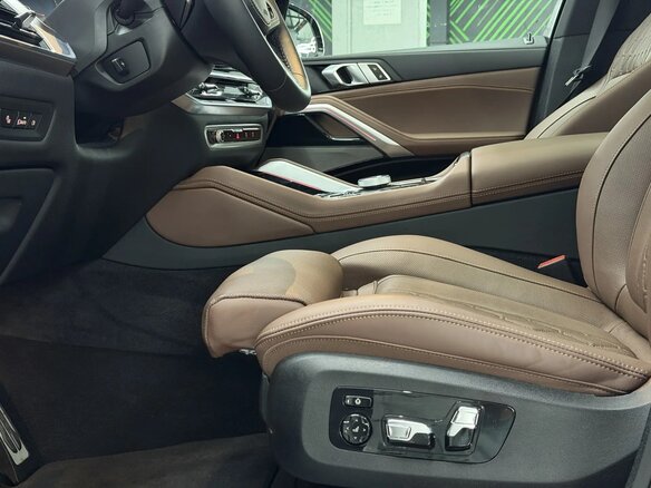 2025 BMW X6 40i III (G06) Рестайлинг, серый, 15850000 рублей - вид 8
