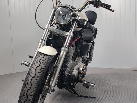 2013 Harley-Davidson Sportster 883, белый, 599000 рублей, вид 3