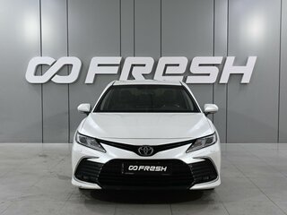 2021 Toyota Camry VIII (XV70) Рестайлинг, белый, 3250000 рублей, вид 3