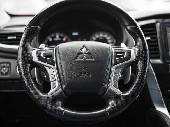 2021 Mitsubishi Pajero Sport III Рестайлинг, белый, 3650000 рублей - вид 5