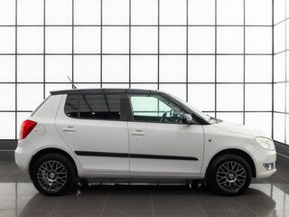 2013 Skoda Fabia II Рестайлинг, белый, 630000 рублей, вид 5