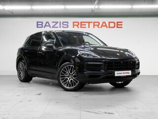2019 Porsche Cayenne III, чёрный, 6350000 рублей, вид 3