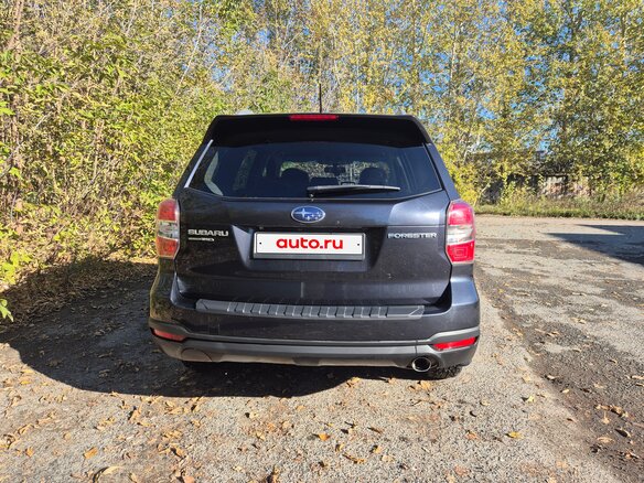 2013 Subaru Forester IV, серый, 1330000 рублей - вид 4