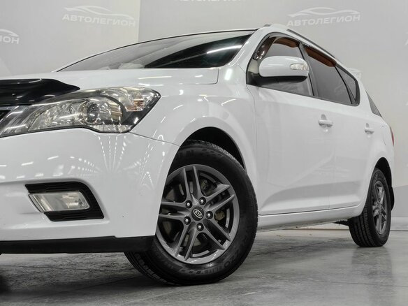 2011 Kia Ceed I Рестайлинг, белый, 865000 рублей - вид 22