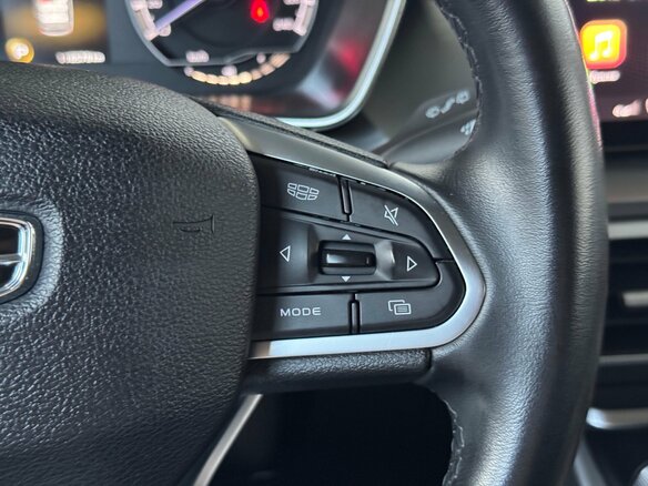 2021 Geely Coolray I, серебристый - вид 8