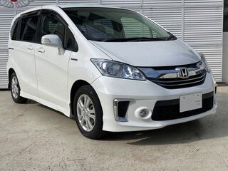 2015 Honda Freed I Рестайлинг 2, белый, 833000 рублей, вид 4