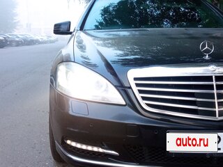 2009 Mercedes-Benz S-Класс 350 V (W221) Рестайлинг, чёрный, 1850000 рублей, вид 1