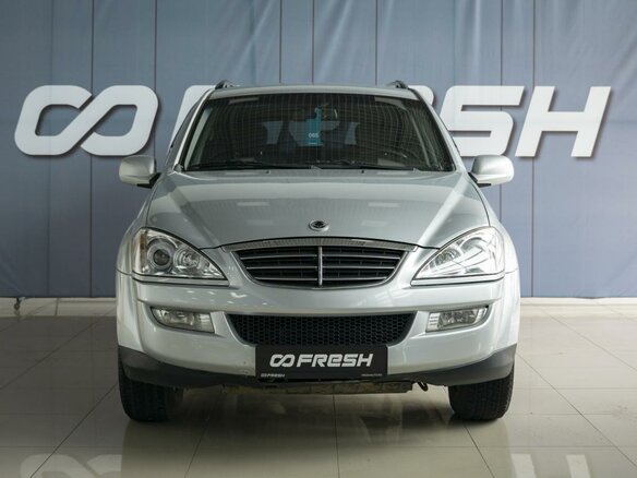 2012 SsangYong Kyron 6-speed I Рестайлинг, серебристый - вид 2