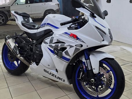 2018 Suzuki GSX-R 1000, белый, 2200000 рублей, вид 4