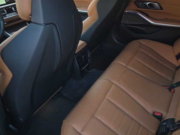 2022 BMW 3 серии M340i VII (G2x), чёрный, 5950000 рублей - вид 24