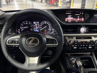 2015 Lexus ES 200 VI Рестайлинг, чёрный, 2222222 рублей, вид 5