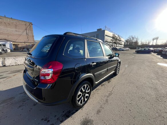 2026 Lada (ВАЗ) Granta Cross I Рестайлинг, чёрный, 1371000 рублей - вид 2