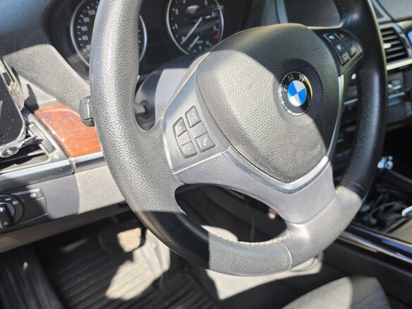 2013 BMW X5 35i II (E70) Рестайлинг, серый, 2090000 рублей - вид 15