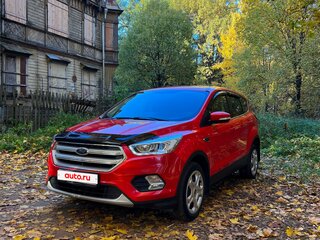 2017 Ford Kuga II Рестайлинг, красный, 1199000 рублей, вид 1