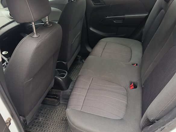 2012 Chevrolet Aveo II, белый, 515000 рублей - вид 11
