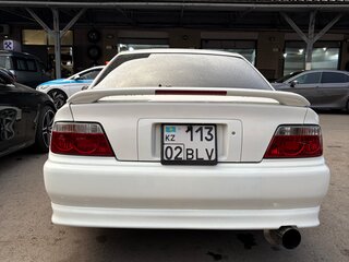 1997 Toyota Chaser VI (X100), белый, 1550000 рублей, вид 3