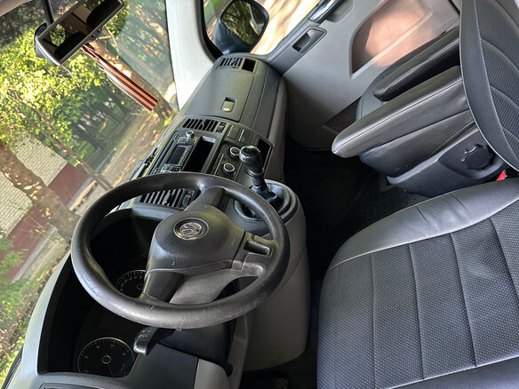 2014 Volkswagen Caravelle T5 Рестайлинг, чёрный, 1750000 рублей - вид 9