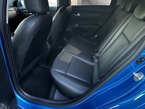 2019 Kia Rio IV, синий, 1525000 рублей - вид 11