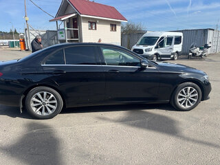 2018 Mercedes-Benz E-Класс 200 V (W213, S213, C238), чёрный, 2100000 рублей, вид 3