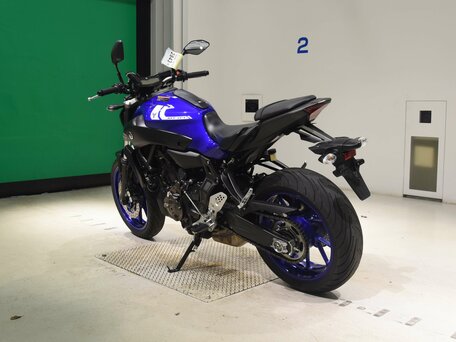 2017 Yamaha MT-07 (FZ-07), синий, 720000 рублей, вид 2