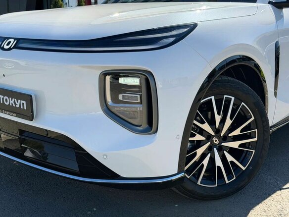 2026 Changan Qiyuan Q07 31.7 kWh, белый, 3625000 рублей - вид 3