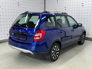 2026 Lada (ВАЗ) Granta Cross I Рестайлинг, синий, 1241000 рублей, вид 2