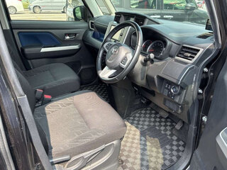 2017 Toyota Roomy I, чёрный, 700000 рублей, вид 5