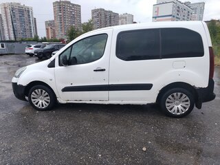 2013 Citroen Berlingo II Рестайлинг, белый, 330000 рублей, вид 4