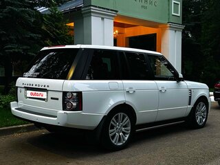 2011 Land Rover Range Rover III Рестайлинг 2, белый, 2700000 рублей, вид 1