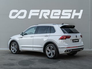 2021 Volkswagen Tiguan II Рестайлинг, белый, 3625000 рублей, вид 2