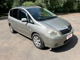 2002 Toyota Corolla Verso I, серый, 245000 рублей, вид 3