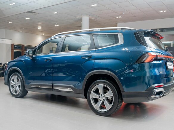 2026 Geely Okavango I Рестайлинг, синий, 4085990 рублей - вид 2