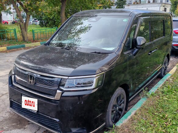 2022 Honda Stepwgn Spada V Рестайлинг, чёрный, 2950000 рублей
