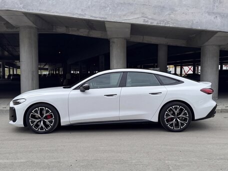 2026 Audi A5 L III (B10), белый, 5140000 рублей, вид 5