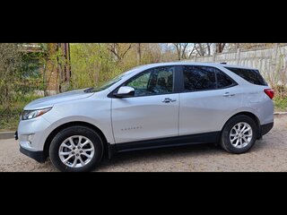 2019 Chevrolet Equinox III, серебристый, 2000000 рублей, вид 5