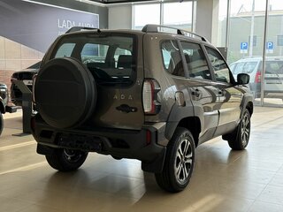 2026 Lada (ВАЗ) Niva Travel I Рестайлинг, коричневый, 1737000 рублей, вид 3