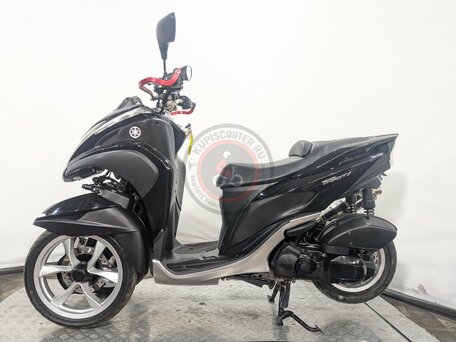 2015 Yamaha Tricity, чёрный, 269000 рублей, вид 2