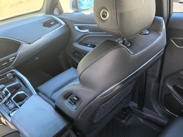 2024 Geely Tugella I Рестайлинг, белый, 3050000 рублей - вид 12
