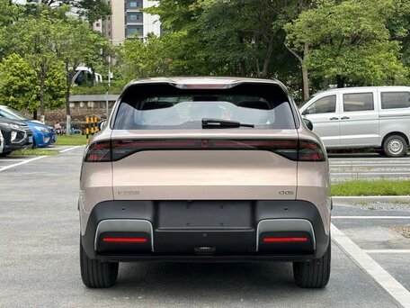 2026 Changan Qiyuan Q05 51.9 kWh II, бежевый, 2250000 рублей, вид 5