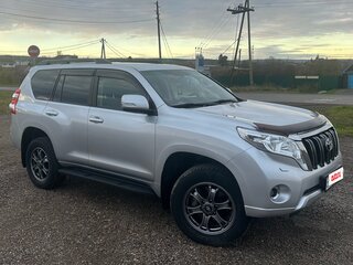 2016 Toyota Land Cruiser Prado 150 Series Рестайлинг 1, серебристый, 3999999 рублей, вид 3