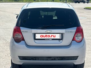 2010 Chevrolet Aveo I Рестайлинг, серебристый, 330000 рублей, вид 5